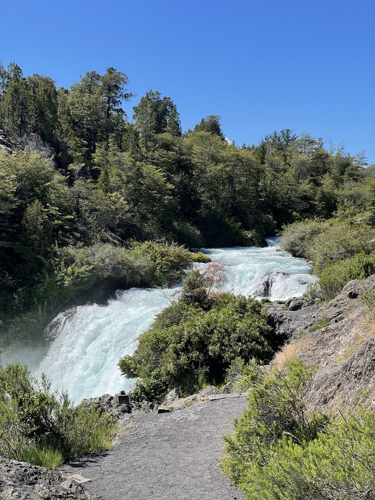 Salto Trucul trucul, Melipeuco, chile.